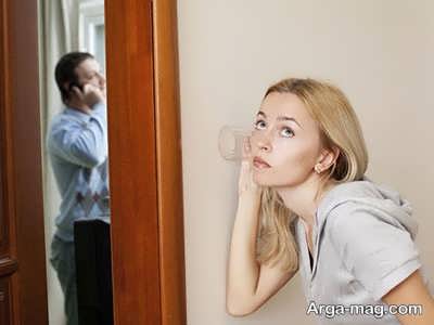 همش به من شک داره.